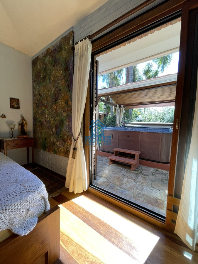 Casa ID.480 - Una propiedad esplendida, pensada y con absolutamente todas las comodidades para poder residir en ella todo el año.   