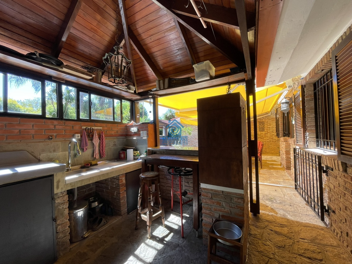 Casa ID.480 - Una propiedad esplendida, pensada y con absolutamente todas las comodidades para poder residir en ella todo el año.   