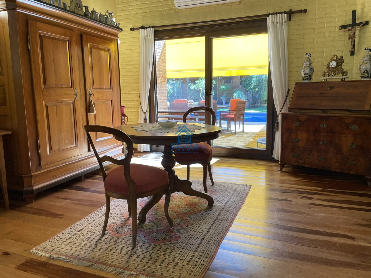 Casa ID.480 - Una propiedad esplendida, pensada y con absolutamente todas las comodidades para poder residir en ella todo el año.   