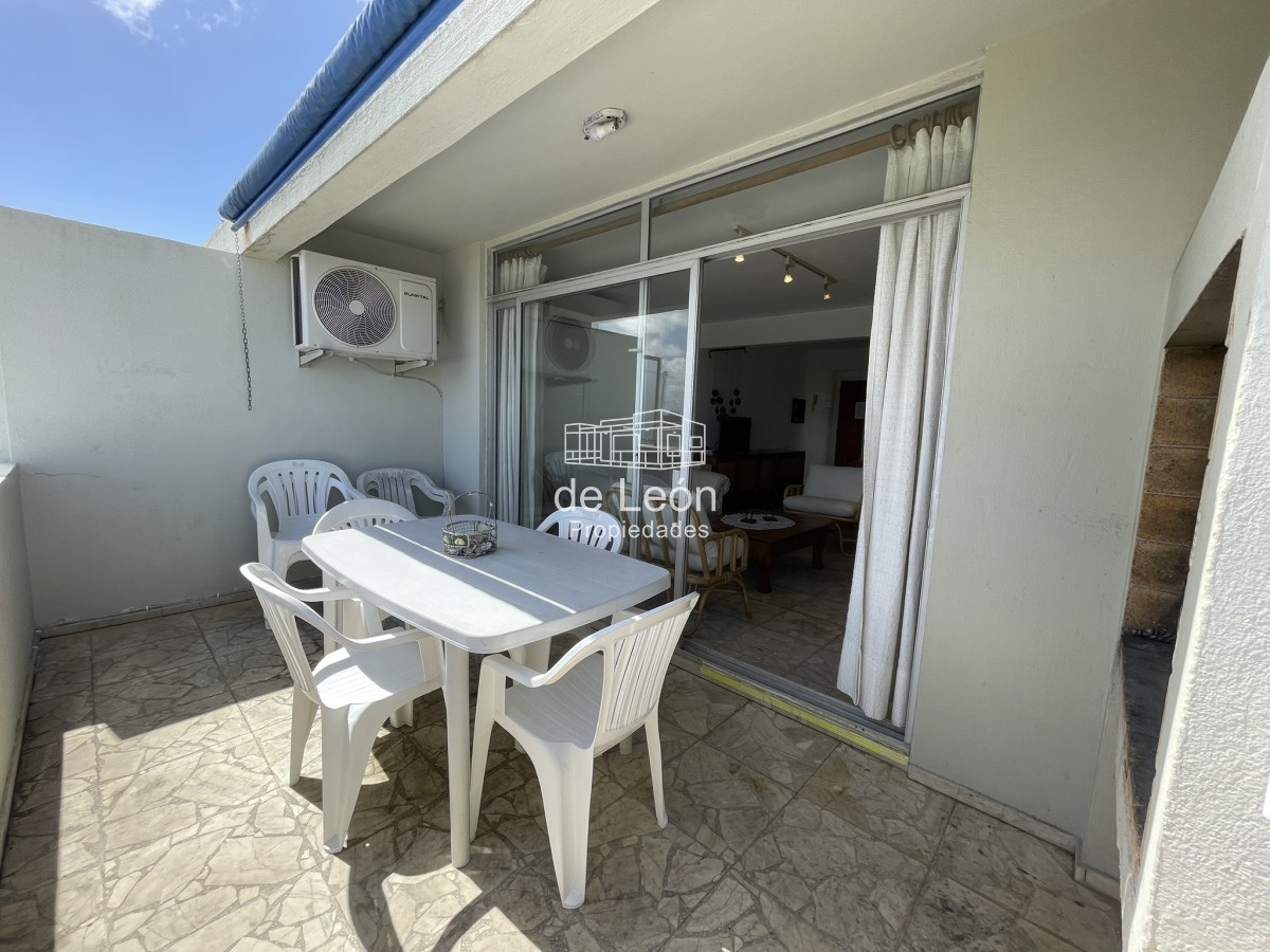 Apartamento ID.15179 - De las propiedades de nuestra administración ofrecemos este hermoso penthouse con órden de venta.