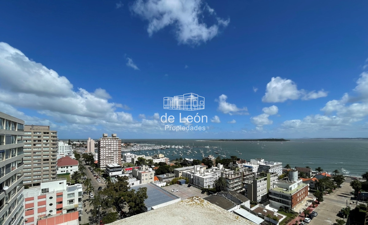 Apartamento ID.15179 - De las propiedades de nuestra administración ofrecemos este hermoso penthouse con órden de venta.