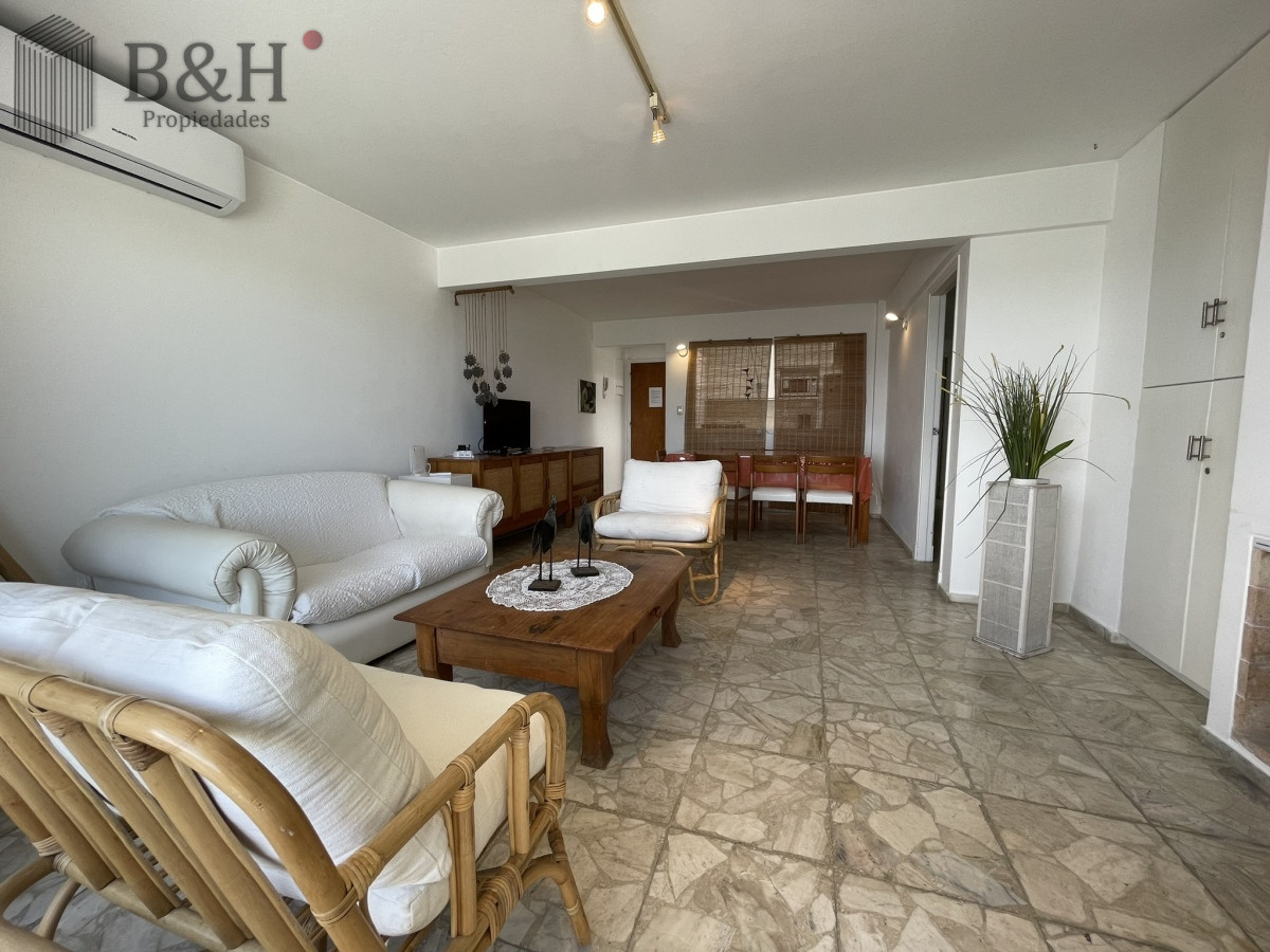 Apartamento ID.3535 - De las propiedades de nuestra administración ofrecemos este hermoso penthouse con órden de venta.