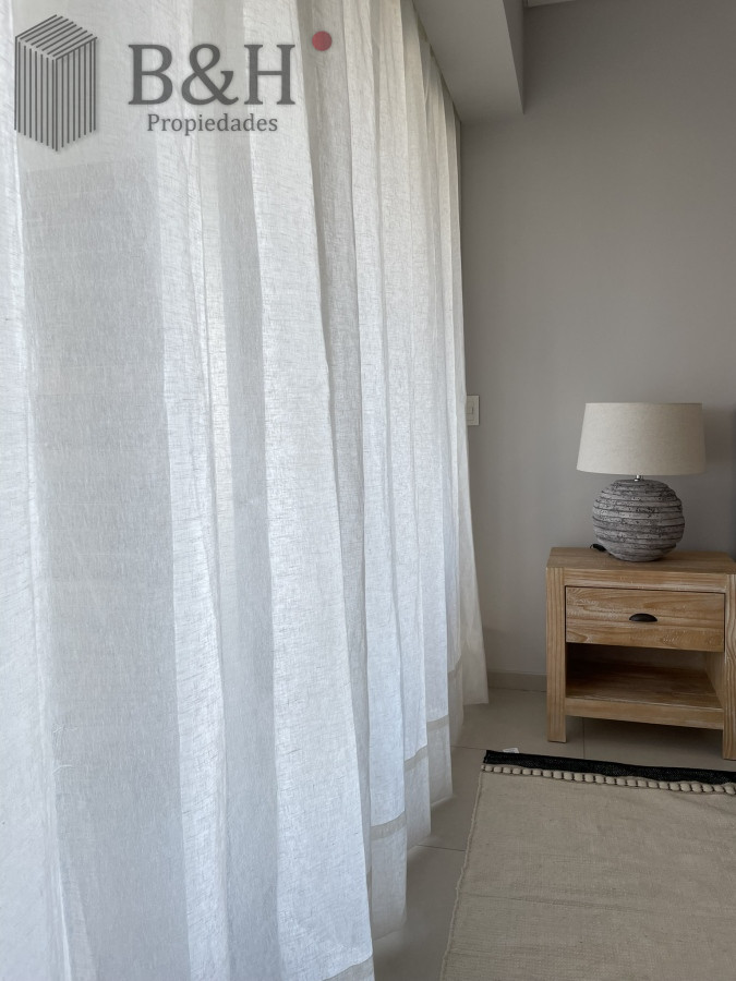 Apartamento ID.3518 - Sobre la brava-Rincón del Indio. Excelente Edificio 