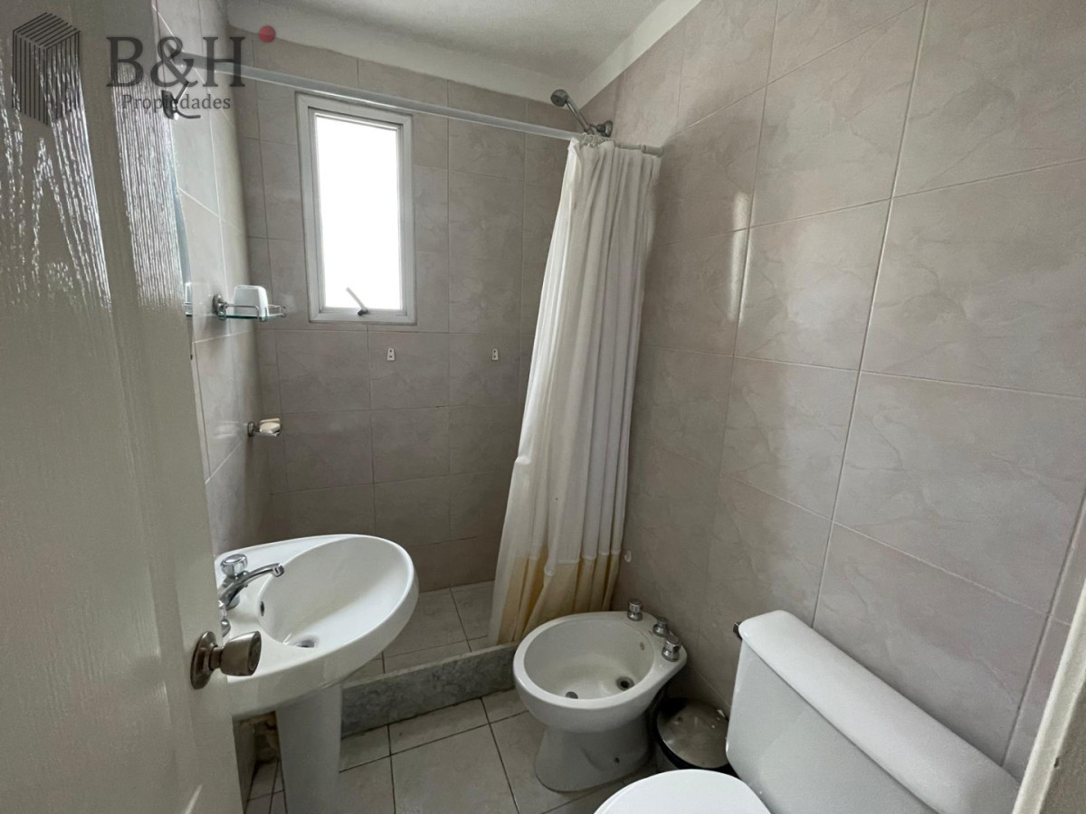 Apartamento ID.7618 - ¡A solo 100 metros del mar en La Pastora! ?✨
