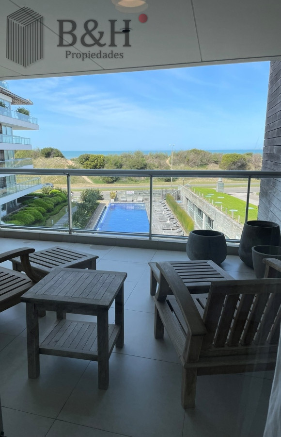 Apartamento ID.3518 - Sobre la brava-Rincón del Indio. Excelente Edificio 