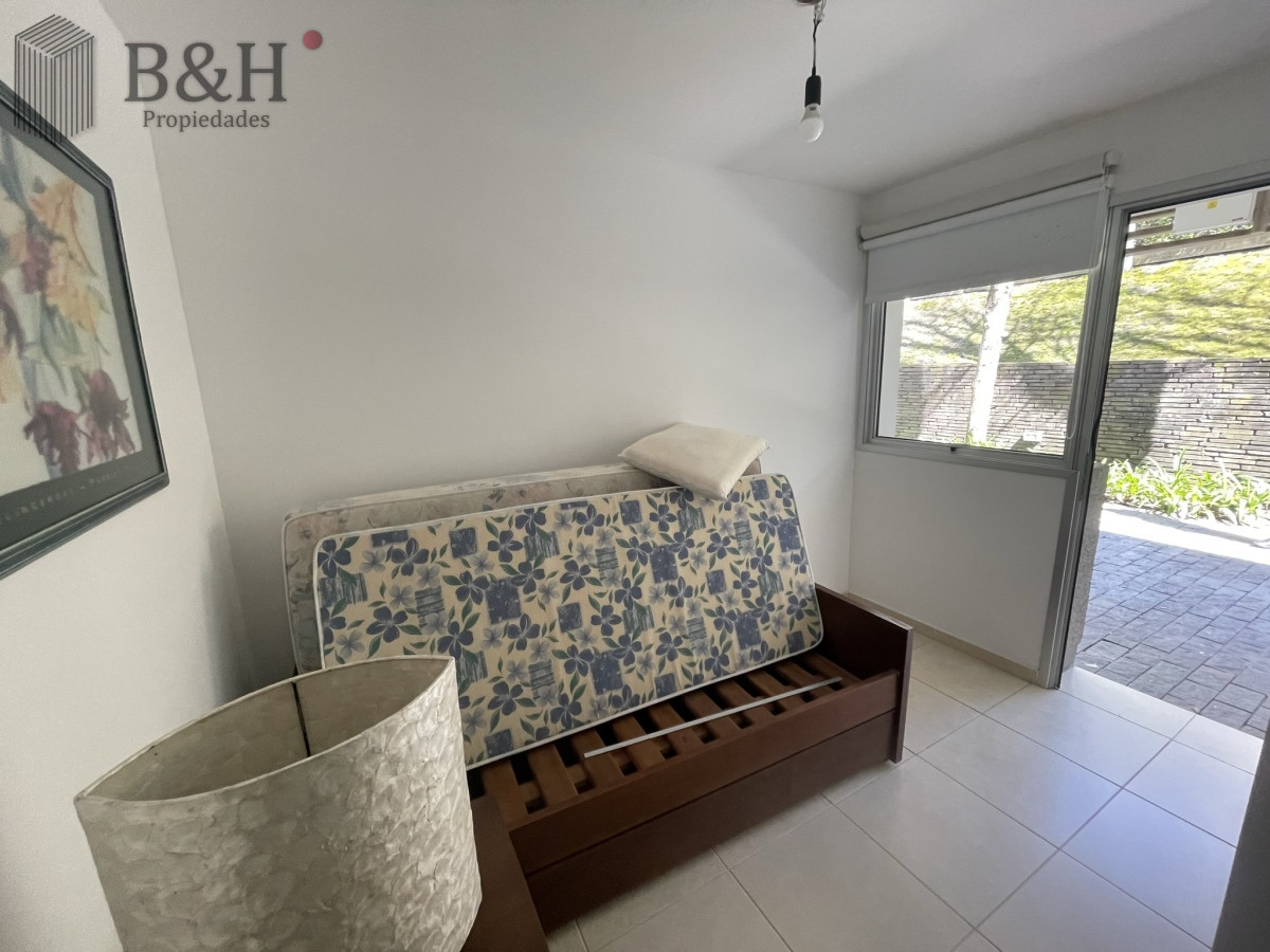 Apartamento ID.3518 - Sobre la brava-Rincón del Indio. Excelente Edificio 