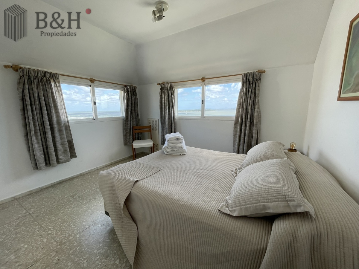 Apartamento ID.3535 - De las propiedades de nuestra administración ofrecemos este hermoso penthouse con órden de venta.