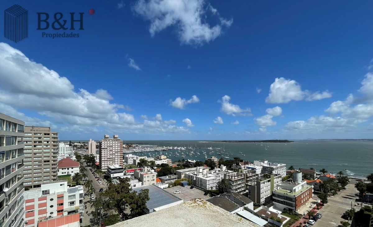 Apartamento ID.3535 - De las propiedades de nuestra administración ofrecemos este hermoso penthouse con órden de venta.