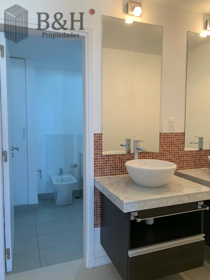 Apartamento ID.6172 - Departamento con vista a la brava y gran terraza, en ICON.