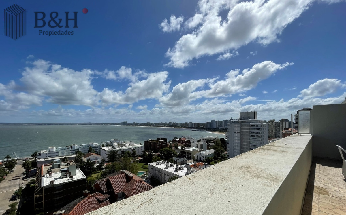 Apartamento ID.3535 - De las propiedades de nuestra administración ofrecemos este hermoso penthouse con órden de venta.
