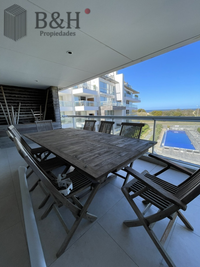 Apartamento ID.3518 - Sobre la brava-Rincón del Indio. Excelente Edificio 