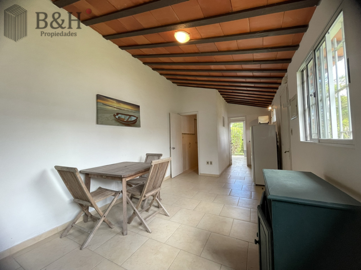 Casa ID.6979 - Descubra el privilegio de vivir en una de la ubicaciones  más codiciadas y buscadas de Punta del Este.