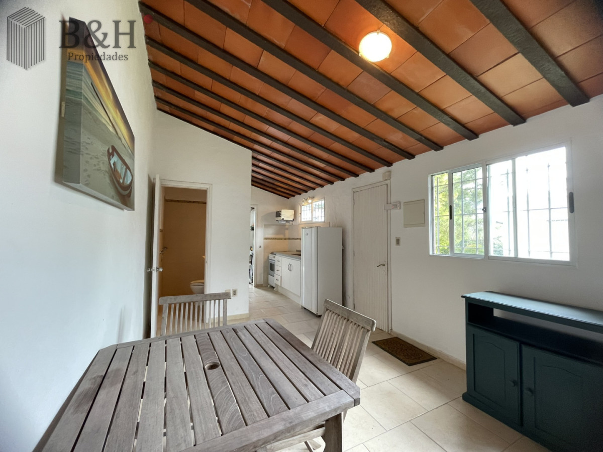Casa ID.6979 - Descubra el privilegio de vivir en una de la ubicaciones  más codiciadas y buscadas de Punta del Este.