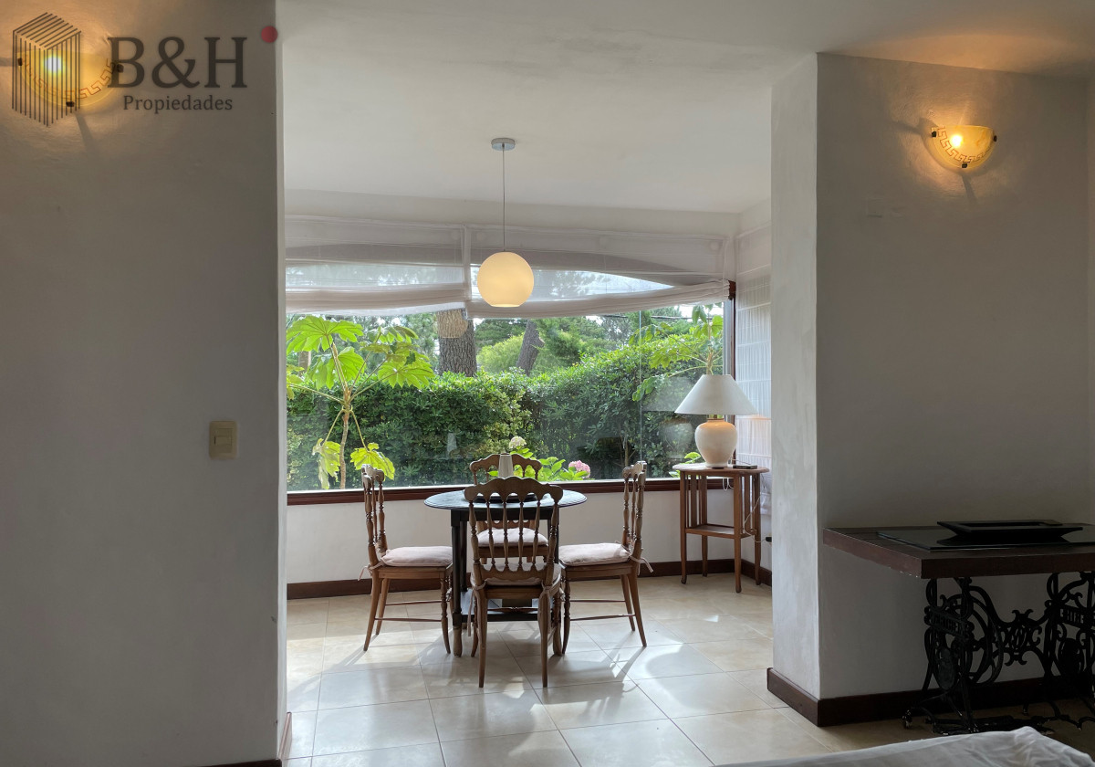 Casa ID.3716 - Rincón del Indio, a dos cuadras del mar con piscina climatizada