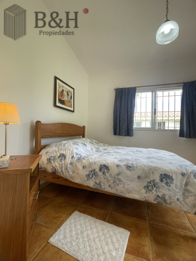 Casa ID.6979 - Descubra el privilegio de vivir en una de la ubicaciones  más codiciadas y buscadas de Punta del Este.