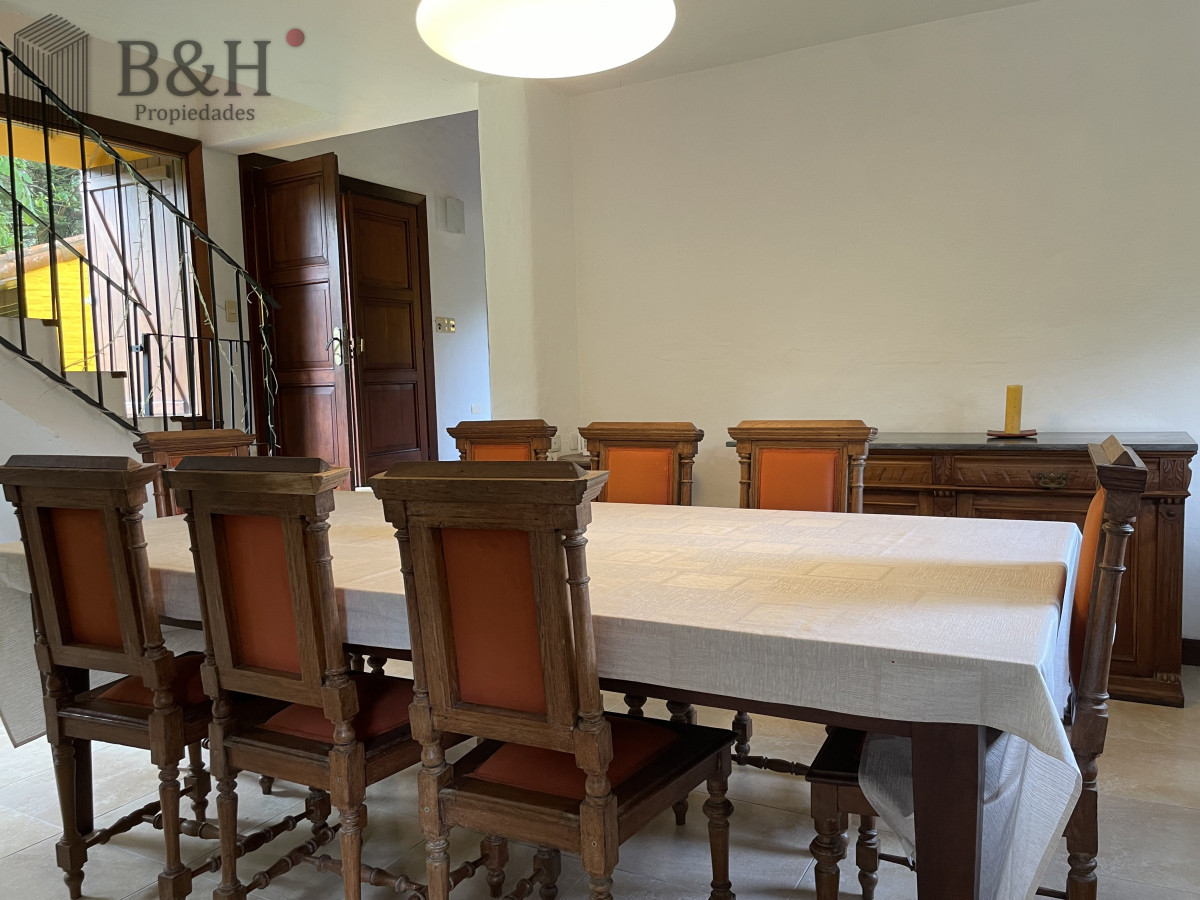 Casa ID.3716 - Rincón del Indio, a dos cuadras del mar con piscina climatizada