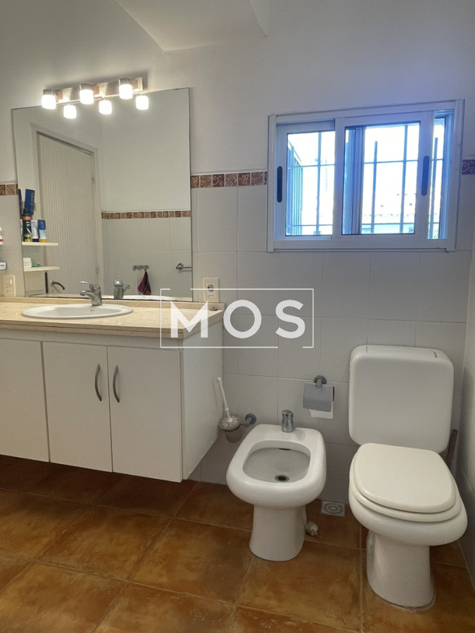Casa ID.3256 - Descubra el privilegio de vivir en una de la ubicaciones  más codiciadas y buscadas de Punta del Este.