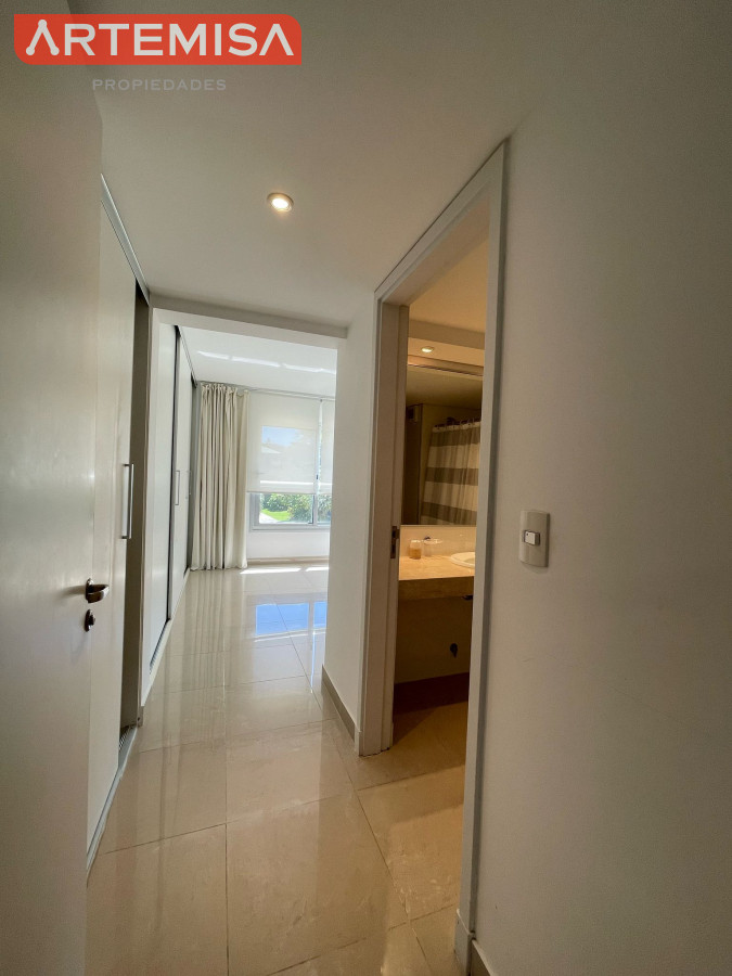 Apartamento ID.658 - Primera fila sobre el mar de la brava con hermosa vista