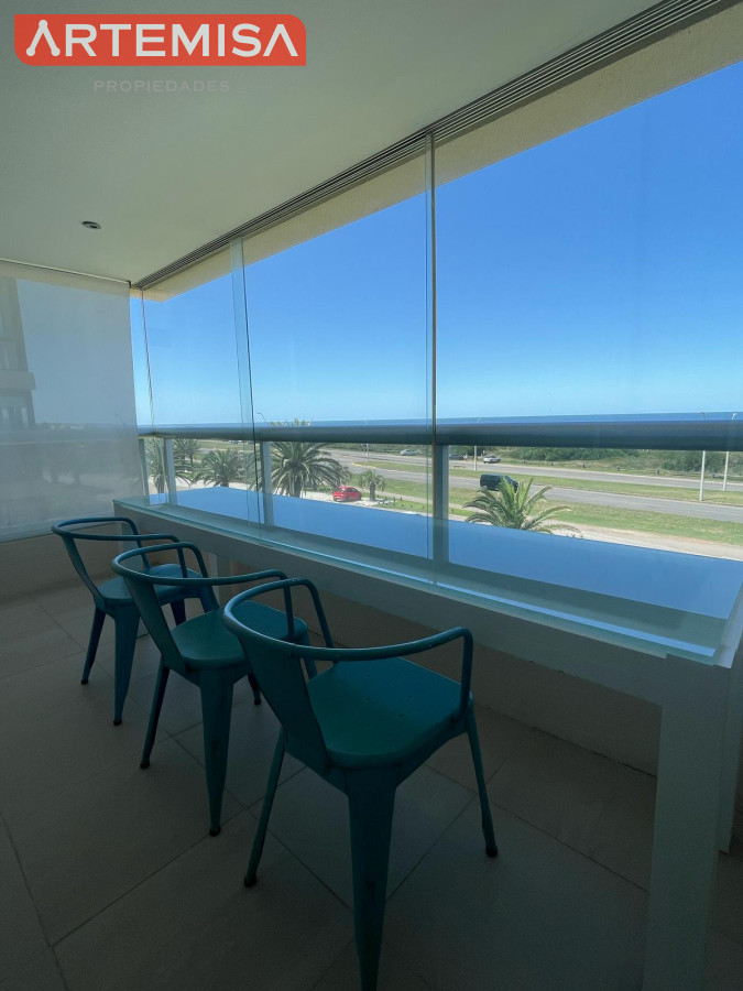Apartamento ID.658 - Primera fila sobre el mar de la brava con hermosa vista
