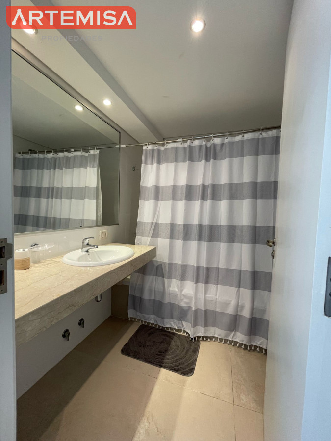 Apartamento ID.658 - Primera fila sobre el mar de la brava con hermosa vista