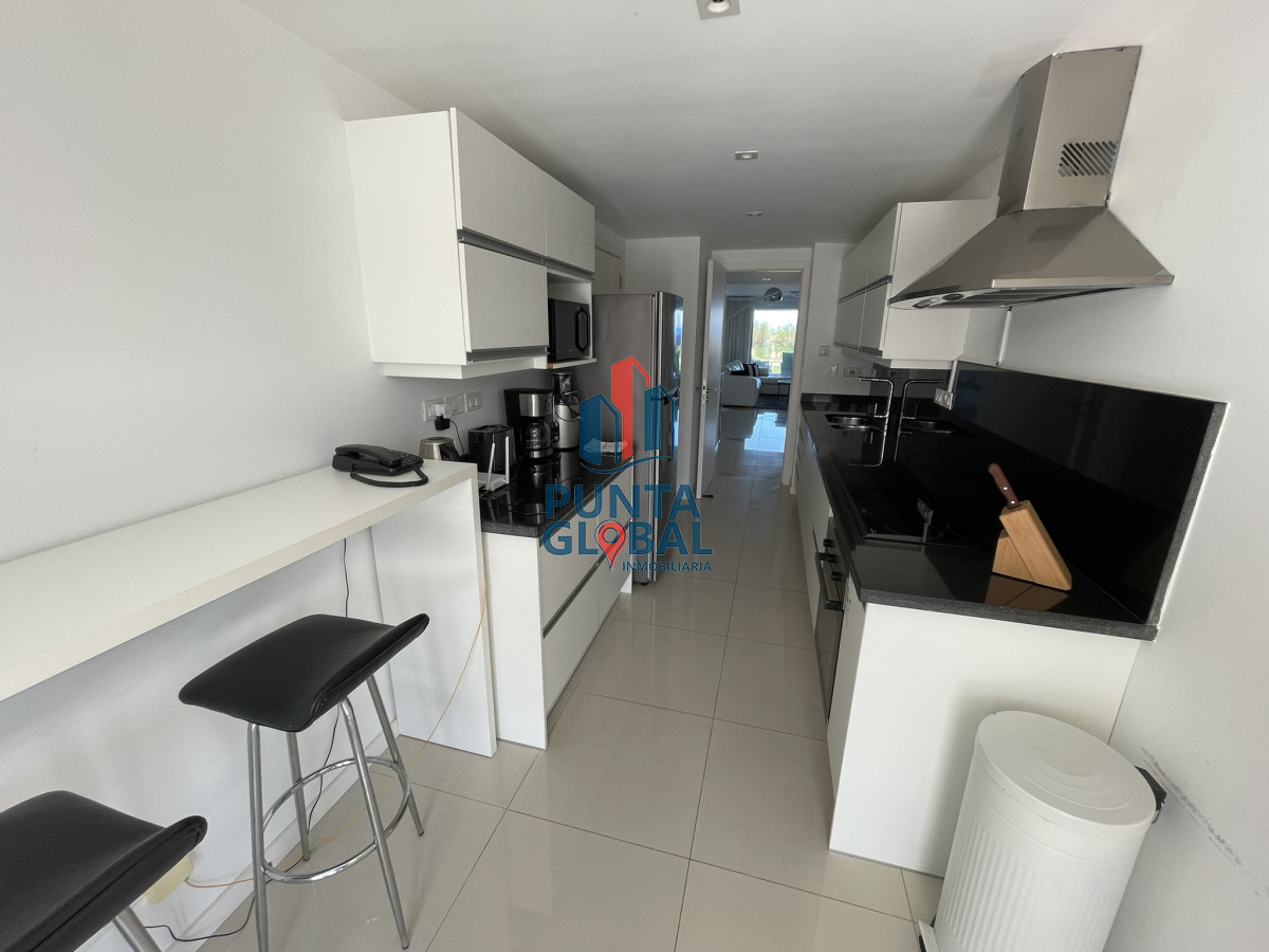 Apartamento ID.214 - Sobre la mansa gran departamento.