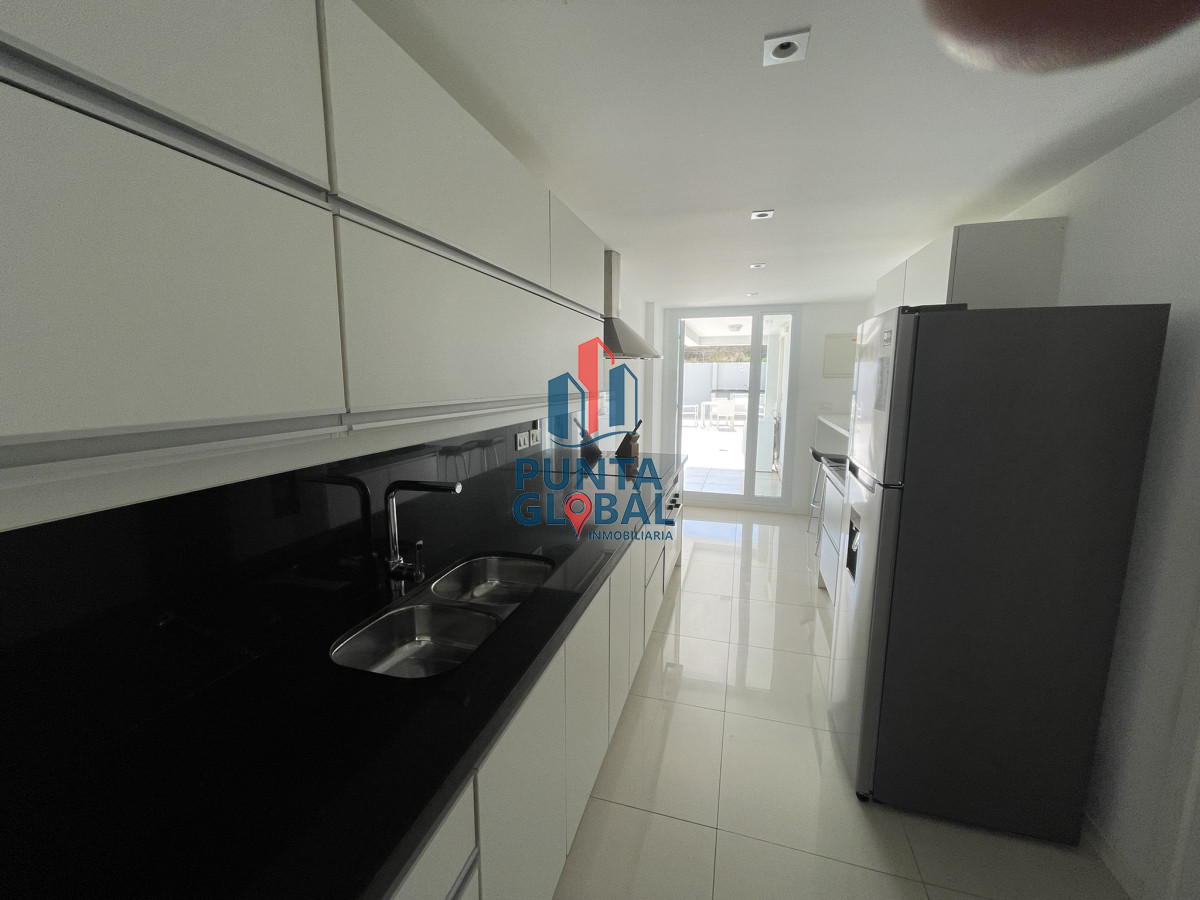 Apartamento ID.214 - Sobre la mansa gran departamento.