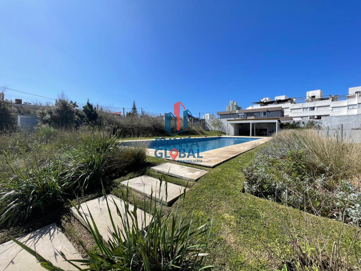 Apartamento ID.214 - Sobre la mansa gran departamento.