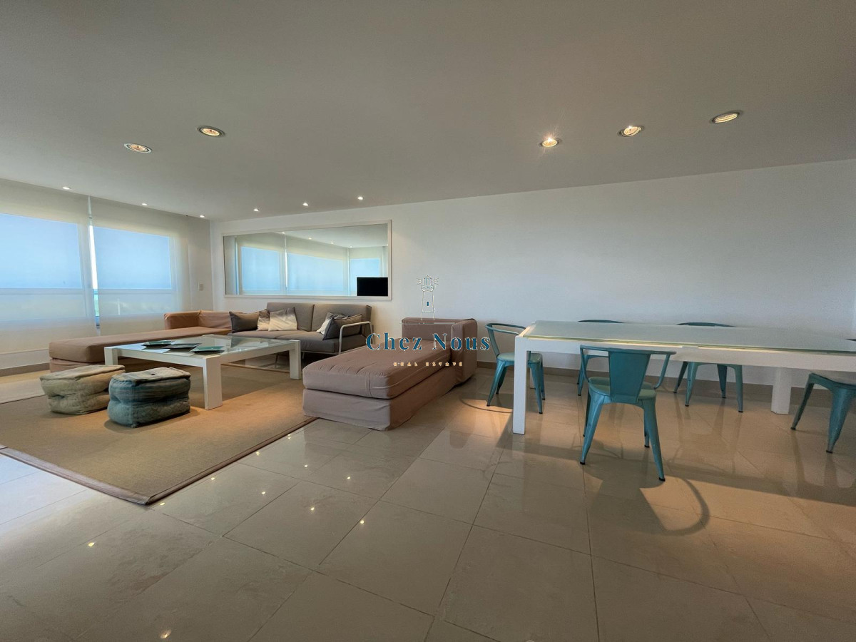 Apartamento ID.835 - Primera fila sobre el mar de la brava con hermosa vista