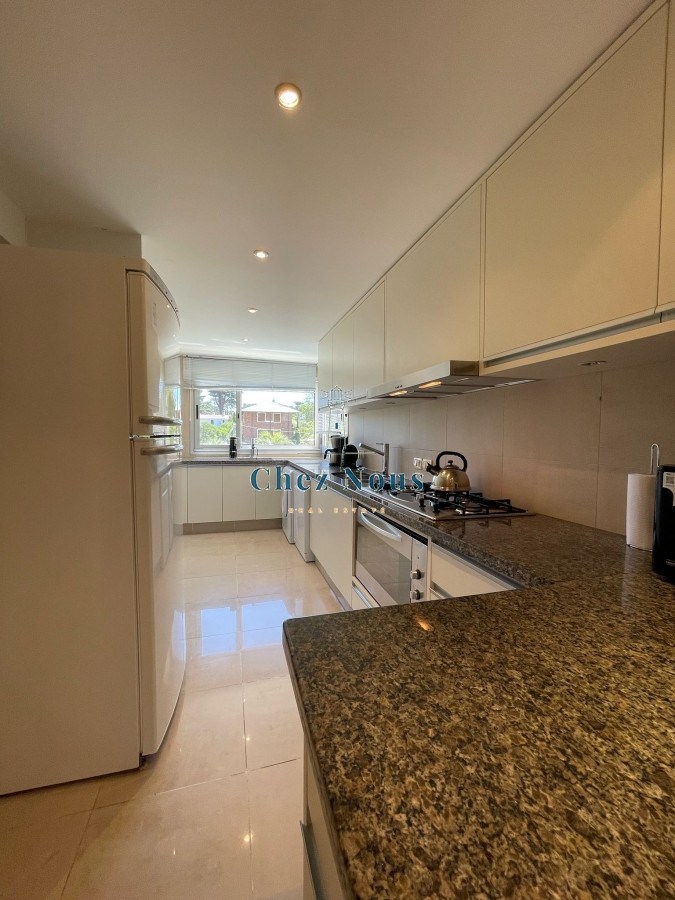 Apartamento ID.835 - Primera fila sobre el mar de la brava con hermosa vista