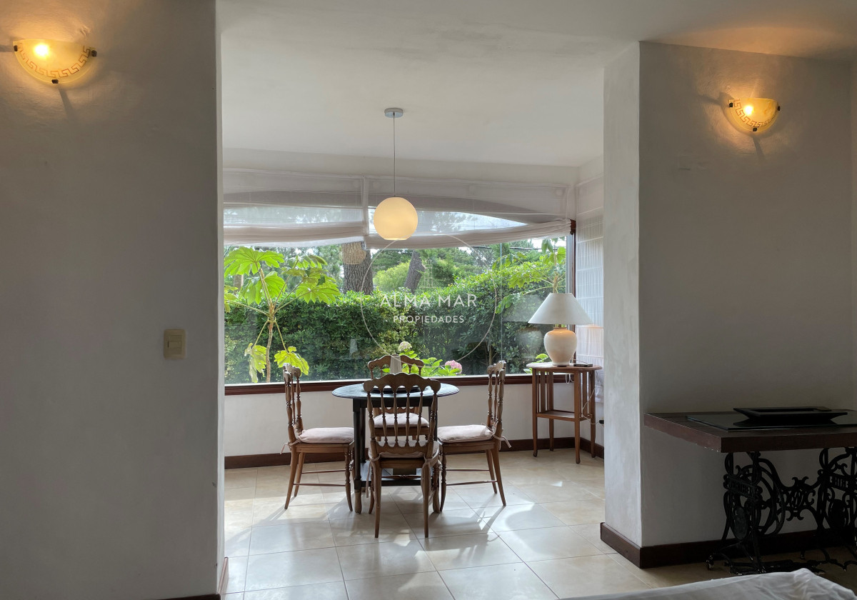 Casa ID.190 - Rincón del Indio, a dos cuadras del mar con piscina climatizada