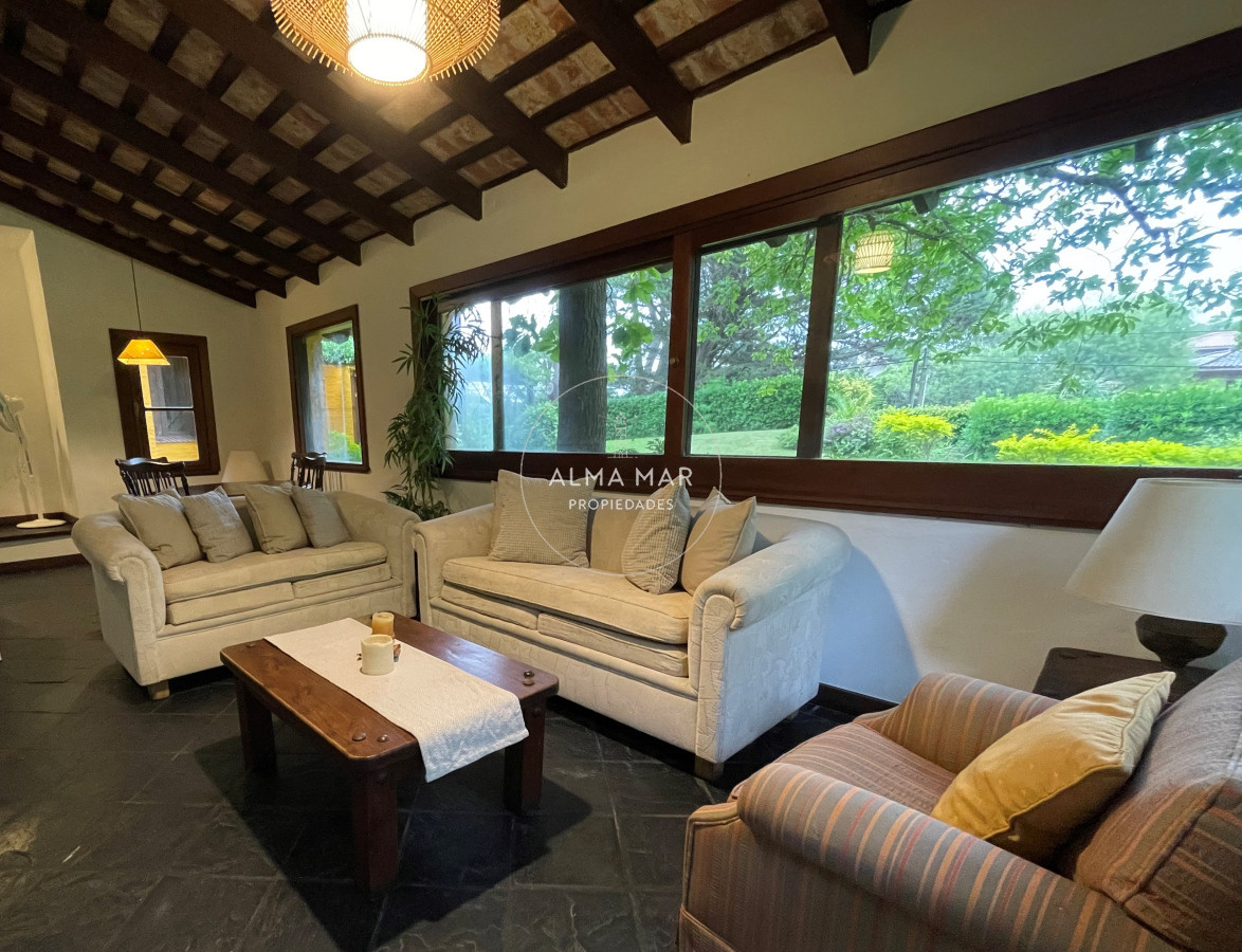 Casa ID.190 - Rincón del Indio, a dos cuadras del mar con piscina climatizada