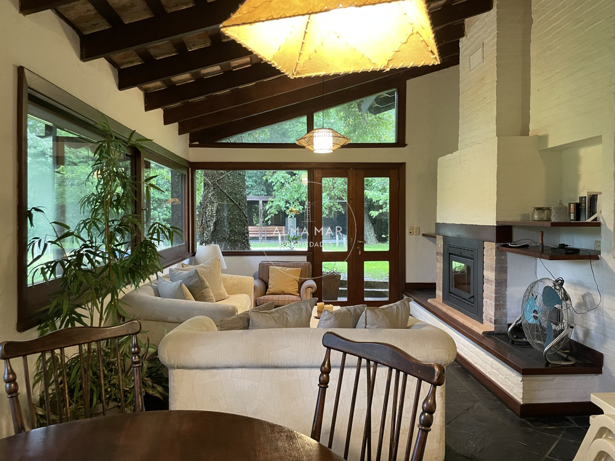 Casa ID.190 - Rincón del Indio, a dos cuadras del mar con piscina climatizada