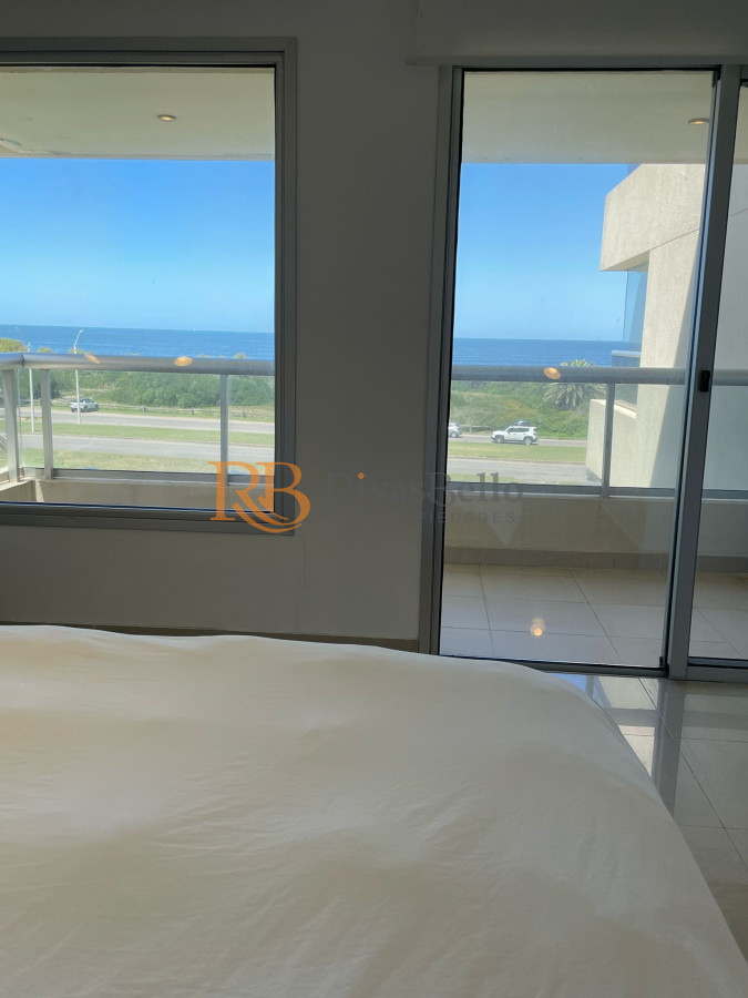 Apartamento ID.10 - Primera fila sobre el mar de la brava con hermosa vista