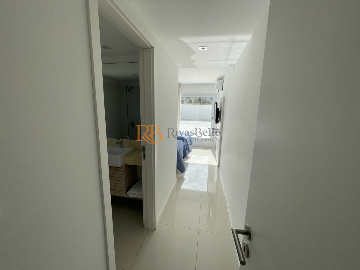 Apartamento ID.21 - Sobre la mansa gran departamento.