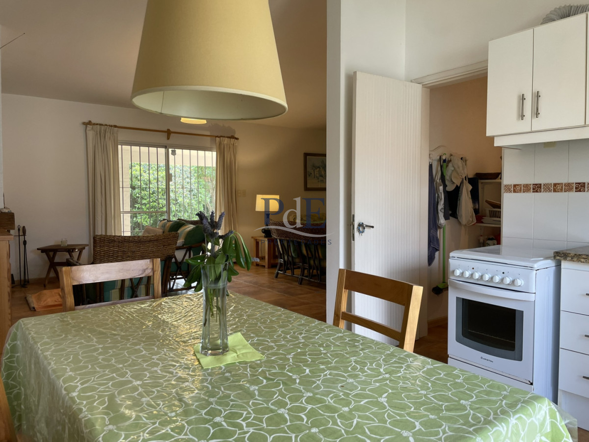 Casa en venta de 3 dormitorios más casa de huéspedes | Playa Mansa. - Imagen 22