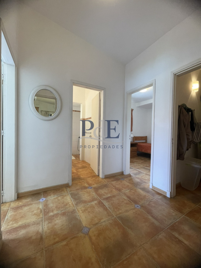 Casa en venta de 3 dormitorios más casa de huéspedes | Playa Mansa. - Imagen 25