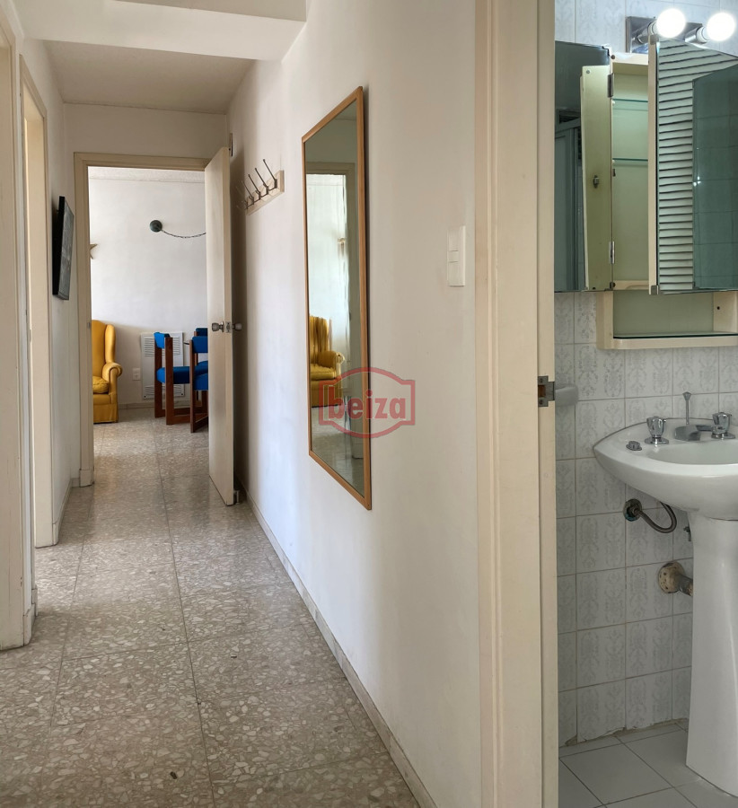 Apartamento ID.166816/Apartamento-en-venta,-dos-dormitorios,-2-baños,-peninsula. - ¡Descubre tu nuevo hogar en Punta del Este, el mejor balneario de la región! 