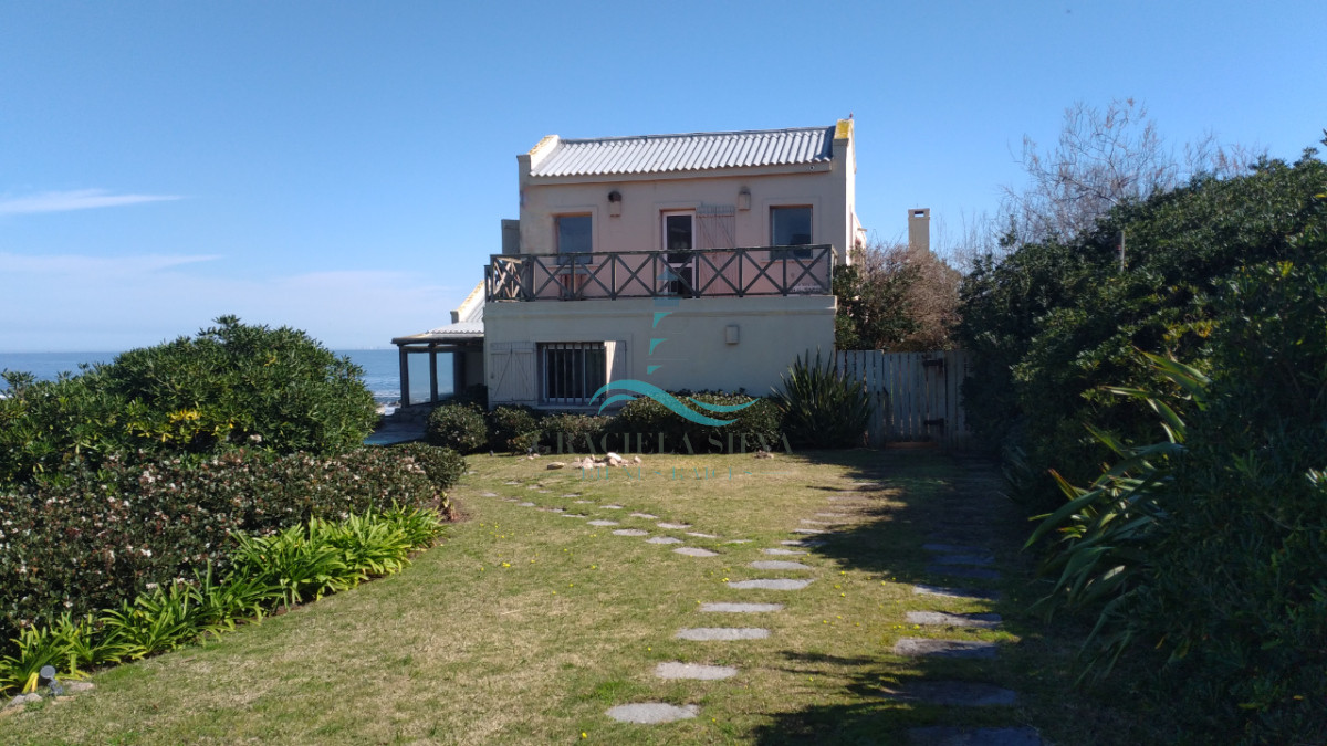Casa ID.398 - Casa On The Rocks -José Ignacio
