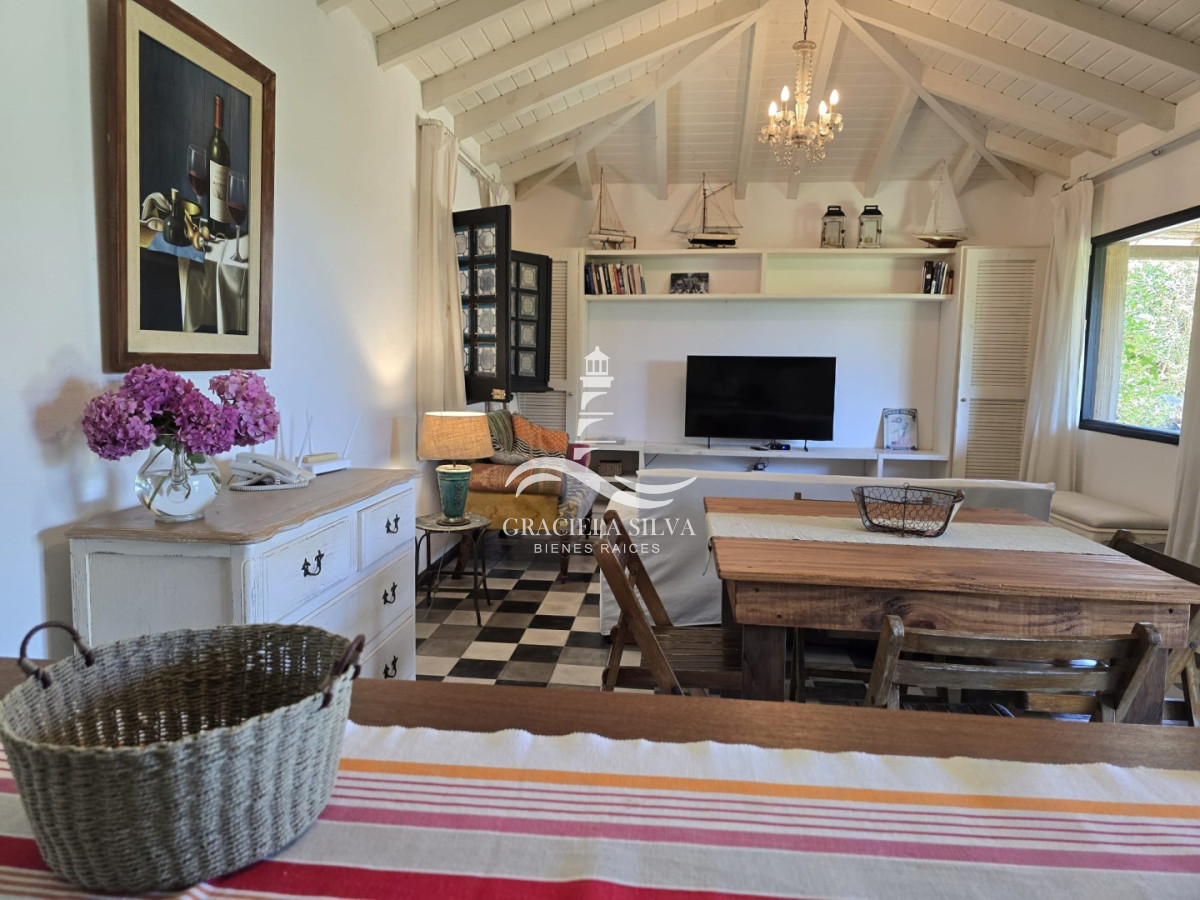 Casa ID.394 - Casa funcional y luminosa con amplio patio -José Ignacio