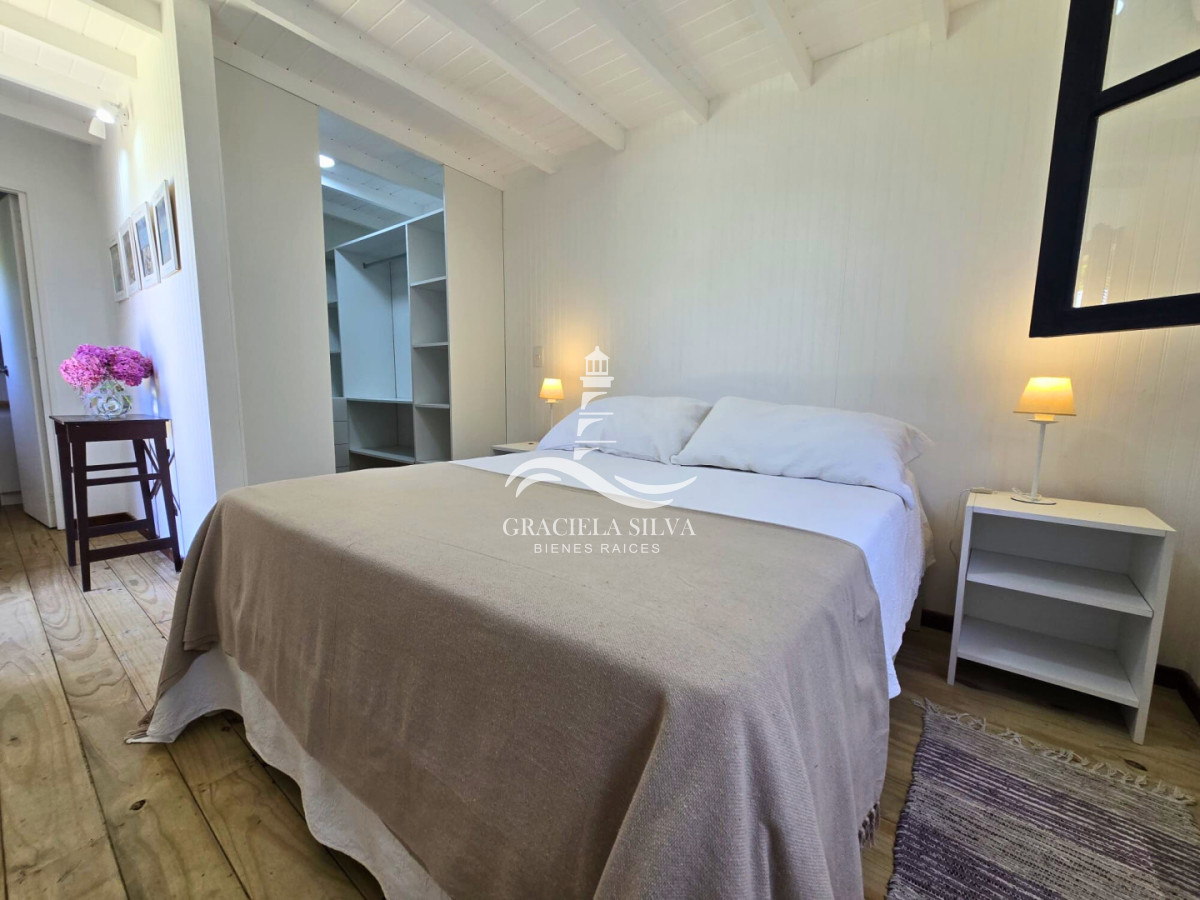 Casa ID.394 - Casa funcional y luminosa con amplio patio -José Ignacio