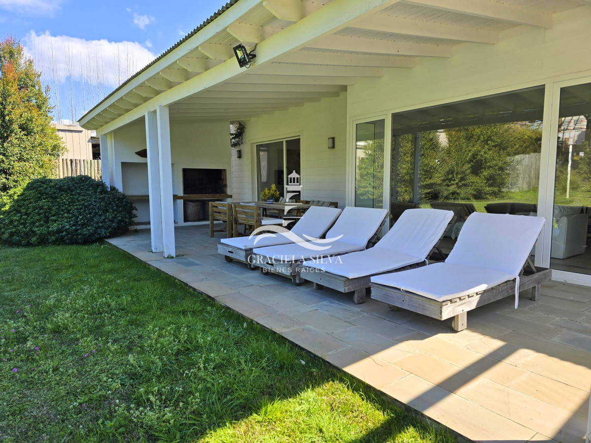 Casa ID.453/Casa-de-3-dormitorios-con-Piscina-en-Pinar-del-Faro--José-Ignacio - Casa de 3 dormitorios con Piscina en Pinar del Faro - José Ignacio