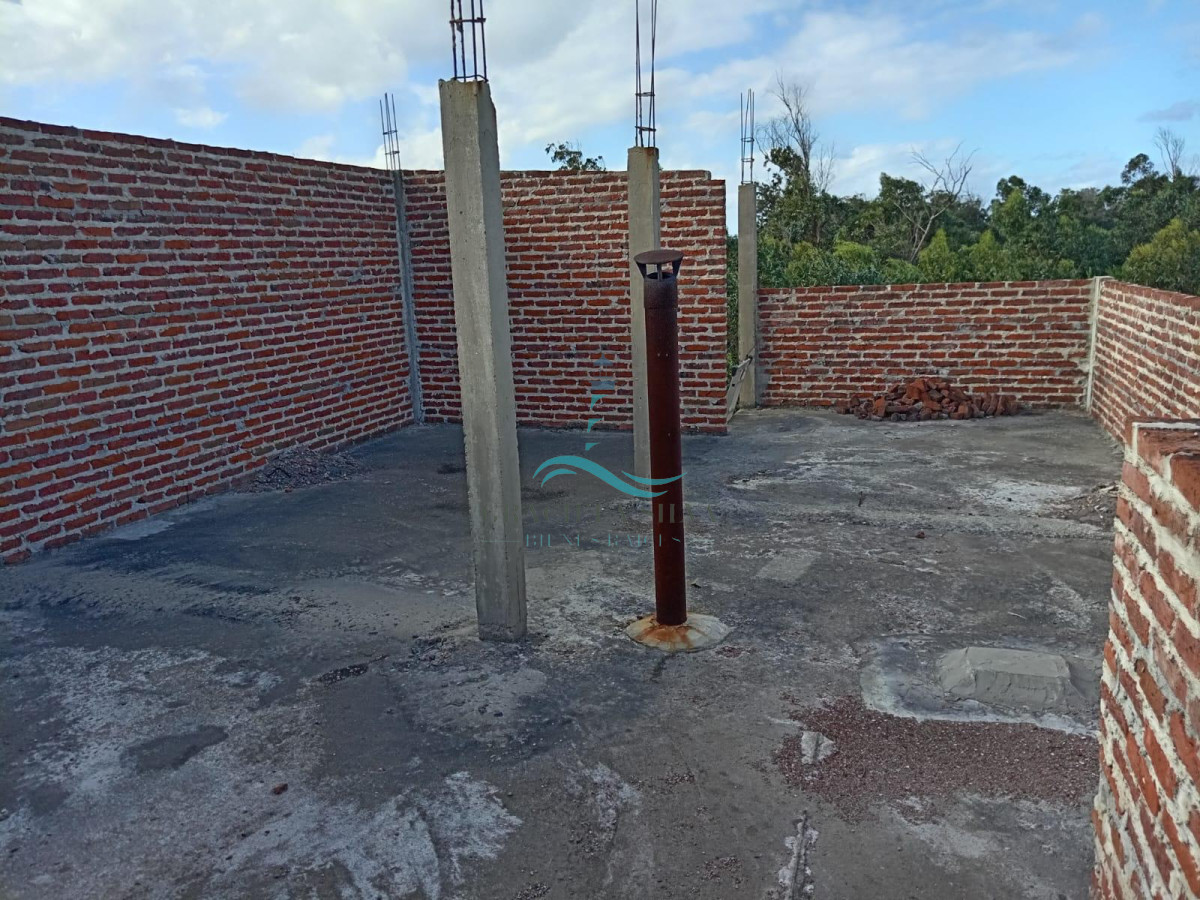 Casa ID.428 - Lote en Santa Mónica con casa a terminar