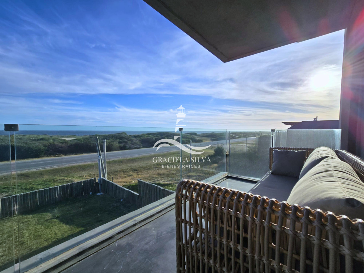 Casa ID.449/Exclusiva-y-moderna-casa-en-La-Juanita - Exclusiva y moderna casa en La Juanita