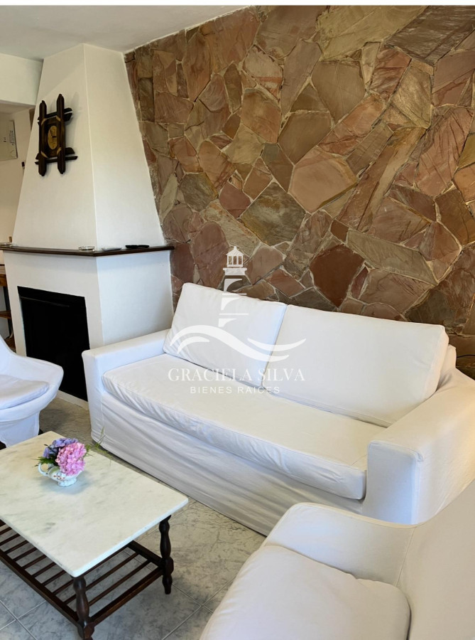 Casa ID.442/Casa-en-Balneario-Buenos-Aires-(al-borde-de-El-Chorro) - Casa en Balneario Buenos Aires (al borde de El Chorro)