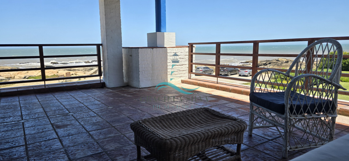 Casa ID.412 - Espectacular casa primera linea mar