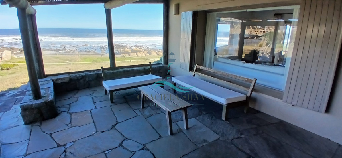 Casa ID.398 - Casa On The Rocks -José Ignacio