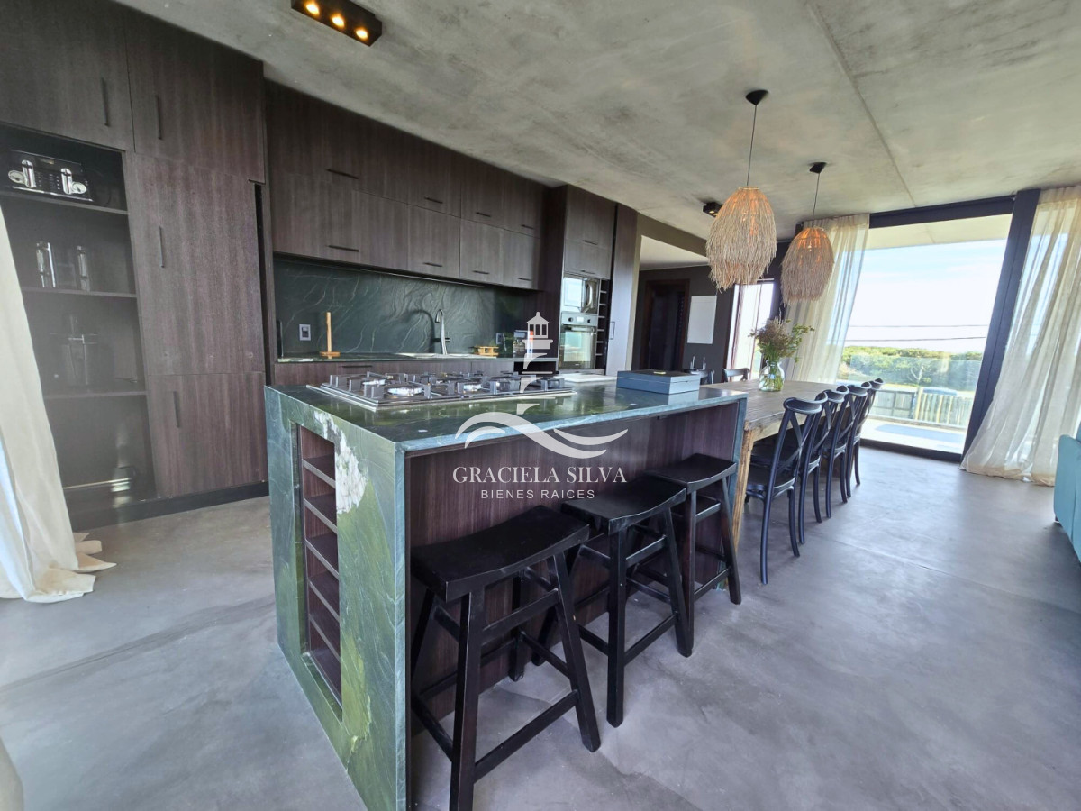 Casa ID.449/Exclusiva-y-moderna-casa-en-La-Juanita - Exclusiva y moderna casa en La Juanita