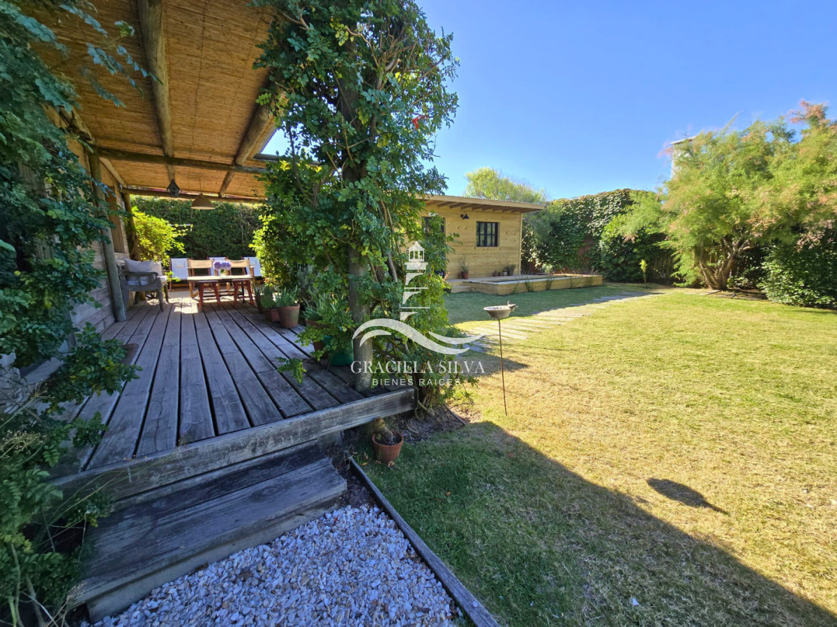 Casa ID.394 - Casa funcional y luminosa con amplio patio -José Ignacio