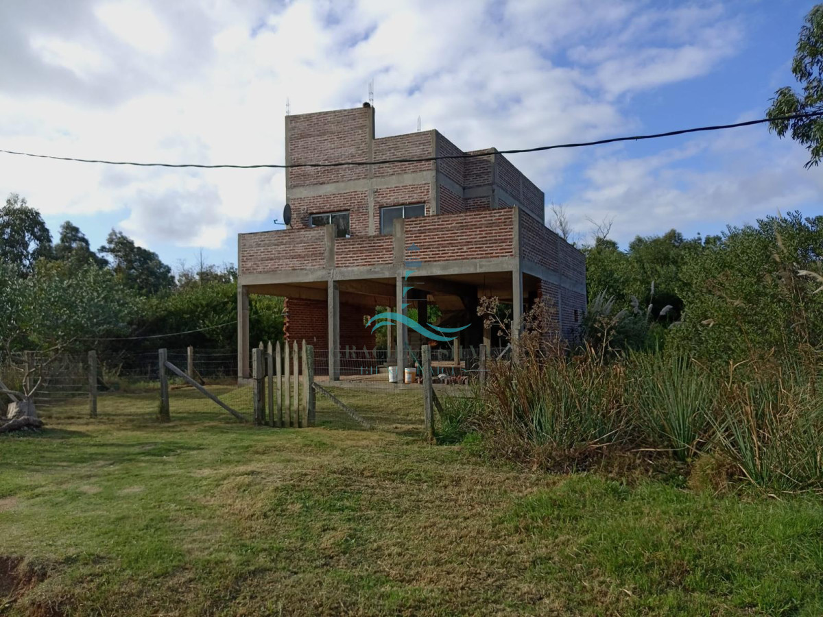 Casa ID.428 - Lote en Santa Mónica con casa a terminar