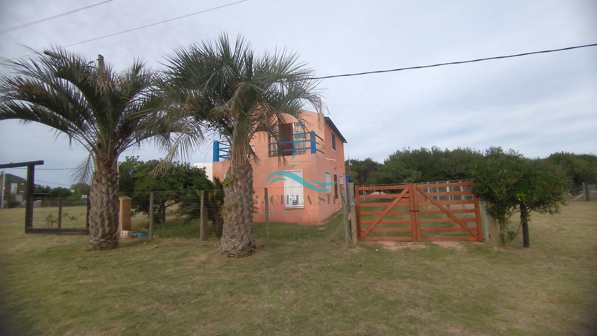 Casa ID.382/Casa-en-Santa-Mónica-2-dorm. - Casa en Santa Mónica -2 dorm.